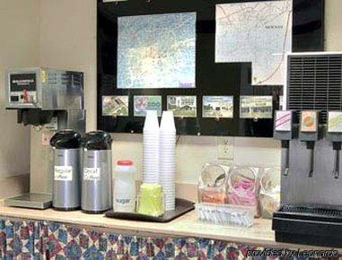 Super 8 Newnan Hotel Restaurant photo